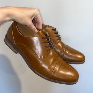 Apt. 9.5 cognac oxford dress shoes.